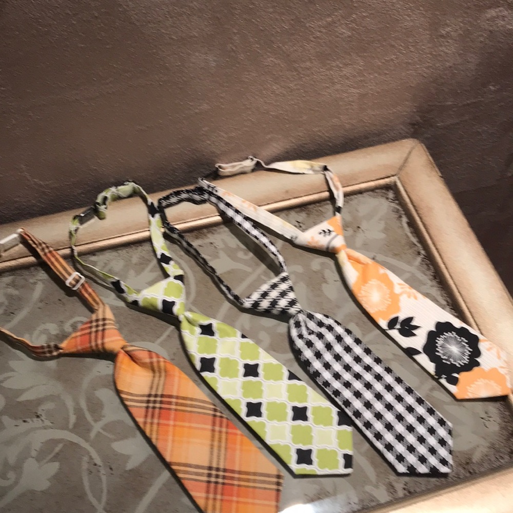 Adorable Peanut Posh ties lot sale